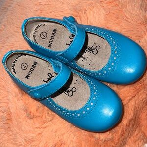 Footmates Ultraflex Arch support medium size 7 blue dress shoes